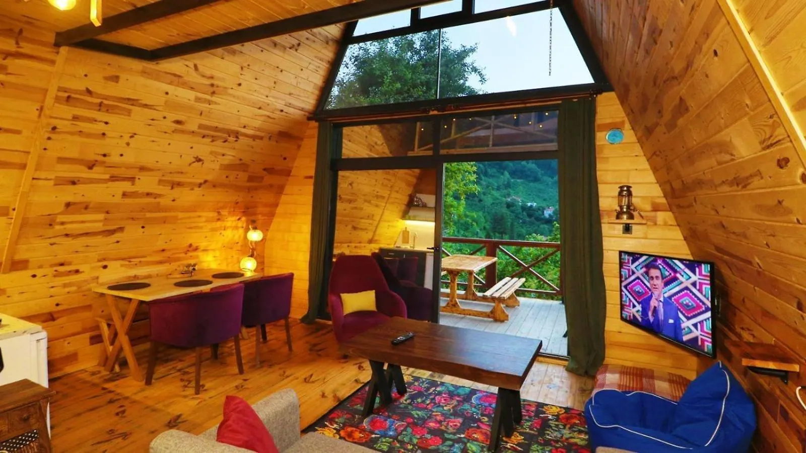 Irem Bungalow 트라존